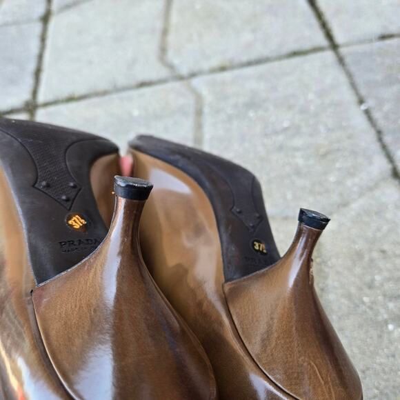 Prada pointed toe heels EU Womens Sz 37.5, ~ US 7.5 In Brown Italy Made - Picture 13 of 16